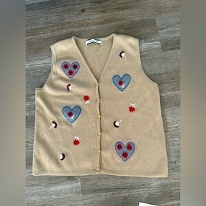 VTG USA Heart Embroidered Beige Sweater Vest Knit Multi Color Size S M